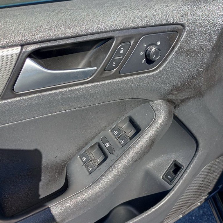 2017 Volkswagen Jetta Image 12
