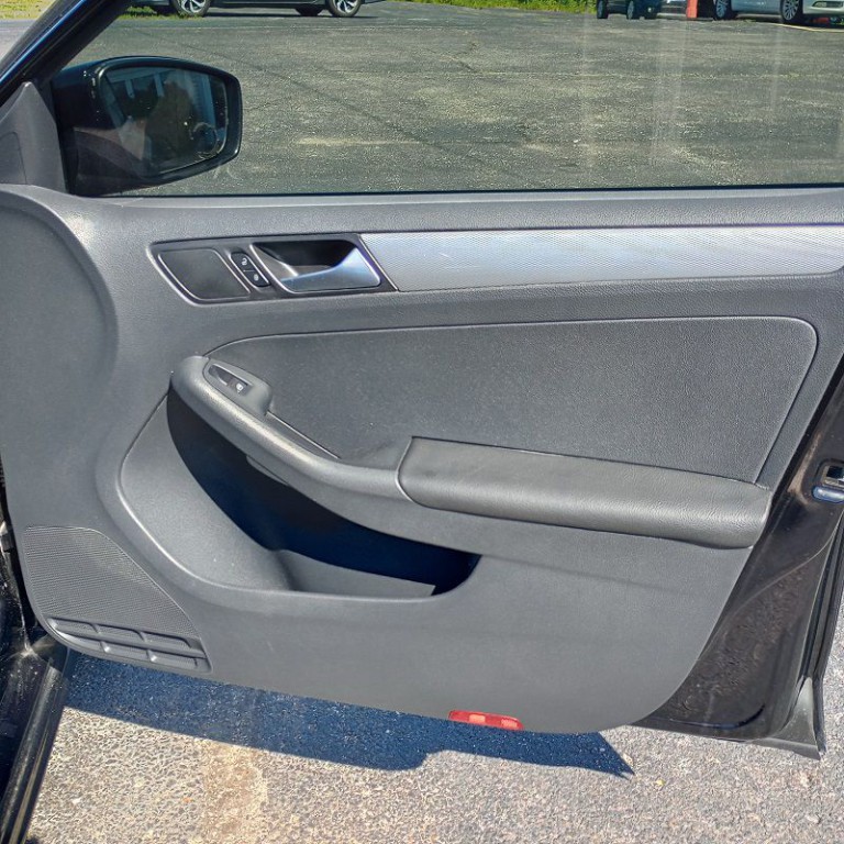 2017 Volkswagen Jetta Image 21