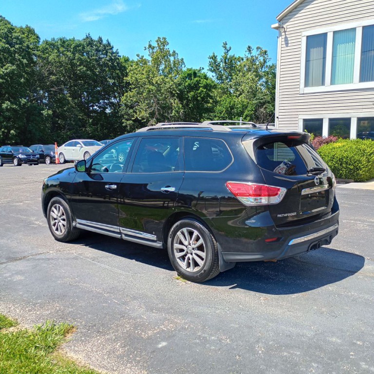 2014 Nissan Pathfinder Image 3