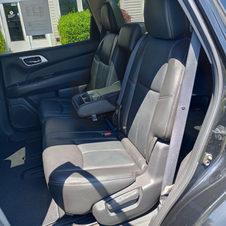 2014 Nissan Pathfinder Image 18