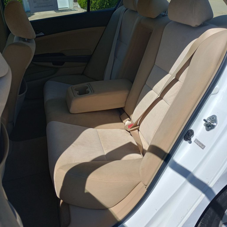 2009 Honda Accord Image 16