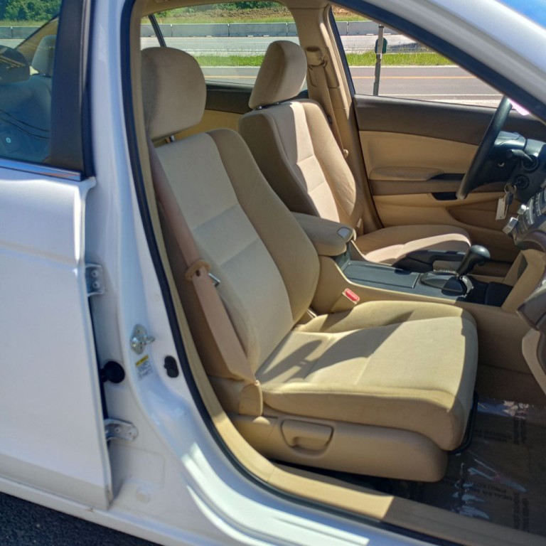 2009 Honda Accord Image 22