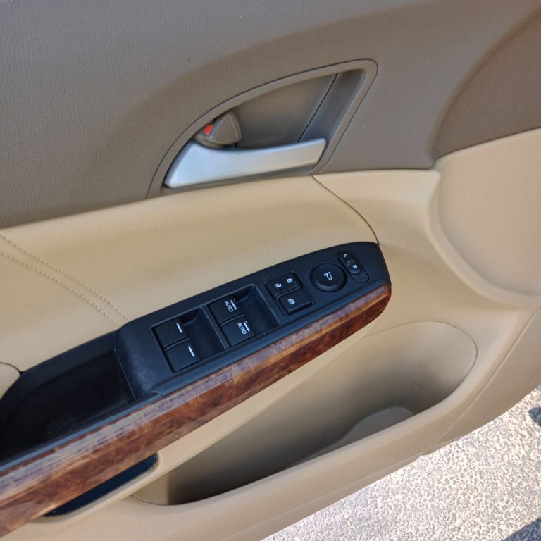 2008 Honda Accord Image 12