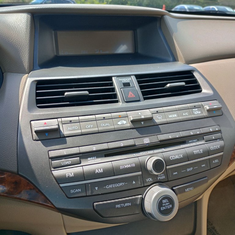 2008 Honda Accord Image 13