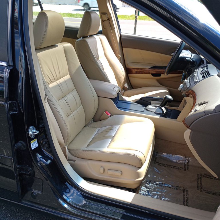 2008 Honda Accord Image 24