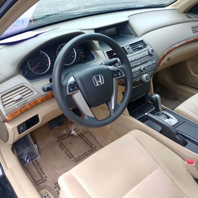 2009 Honda Accord Image 9