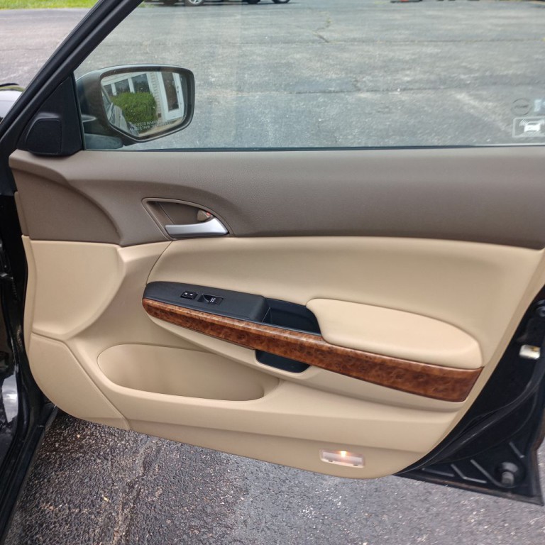 2009 Honda Accord Image 22