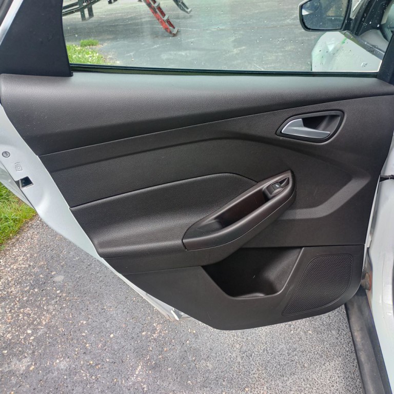 2018 Ford Focus Image 16
