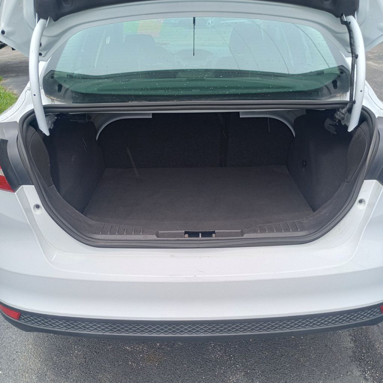 2018 Ford Focus Image 18