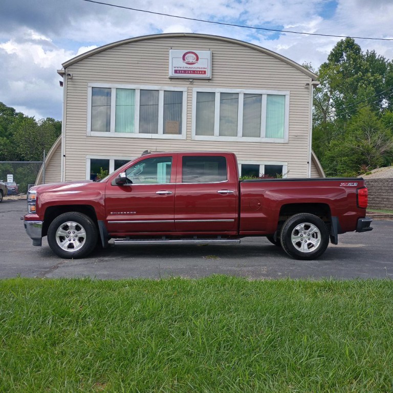 2015 Chevrolet Silverado 1500 Image 2