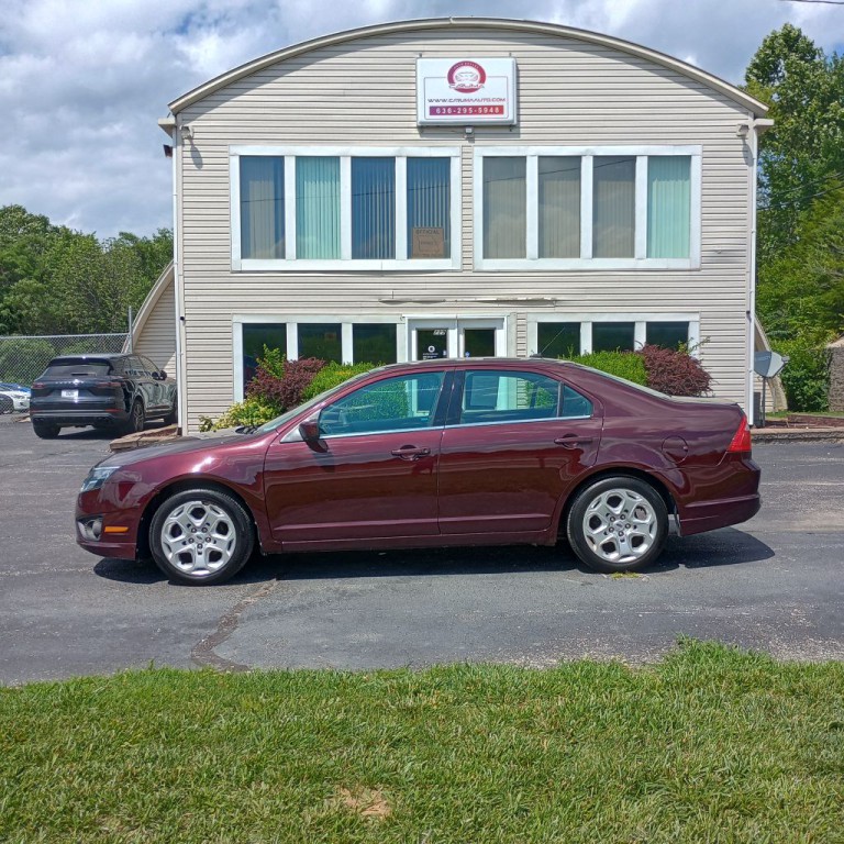 2011 Ford Fusion Image 2