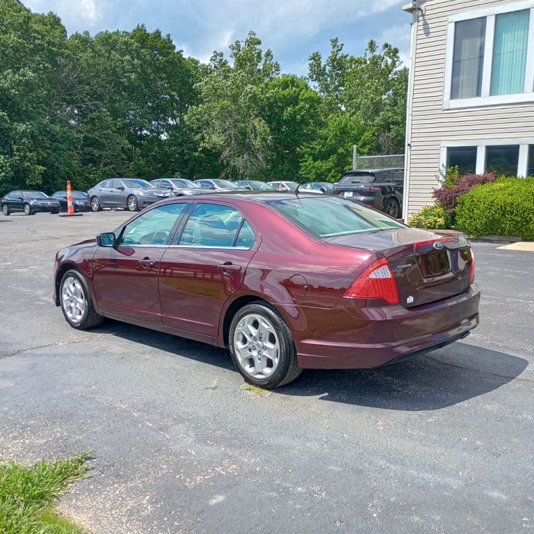 2011 Ford Fusion Image 3