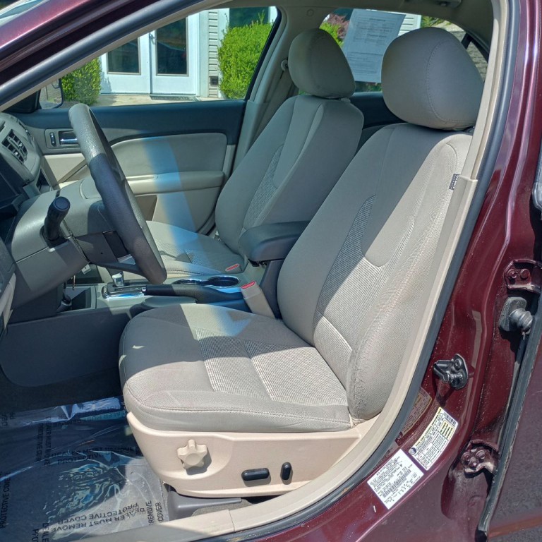 2011 Ford Fusion Image 14