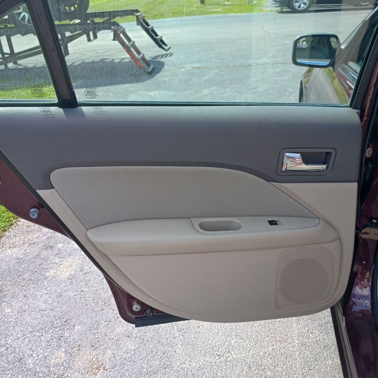 2011 Ford Fusion Image 15