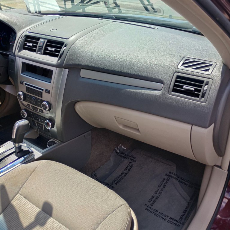 2011 Ford Fusion Image 20