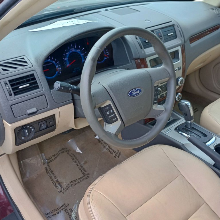 2011 Ford Fusion Image 9