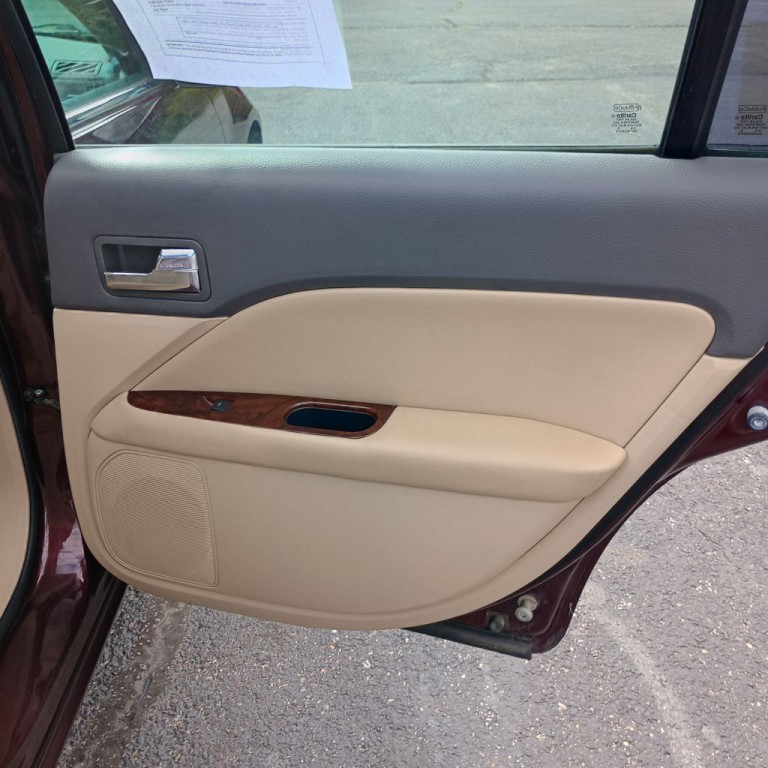 2011 Ford Fusion Image 20