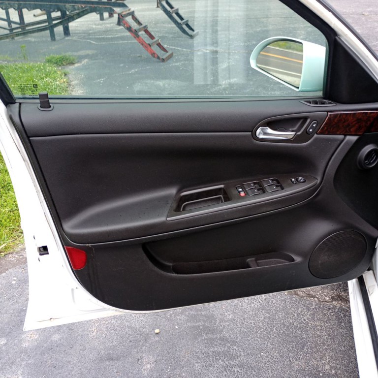 2014 Chevrolet Impala Image 11