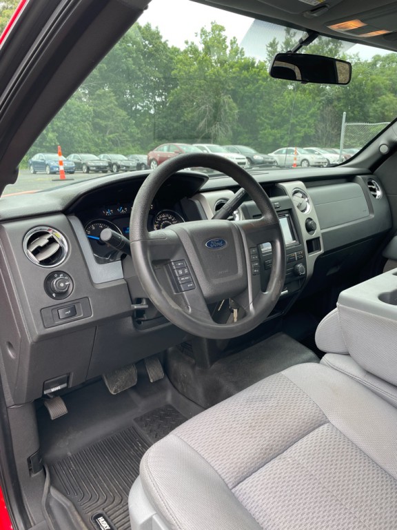 2014 Ford F-150 Image 9