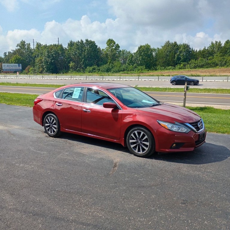 2017 Nissan Altima Image 7