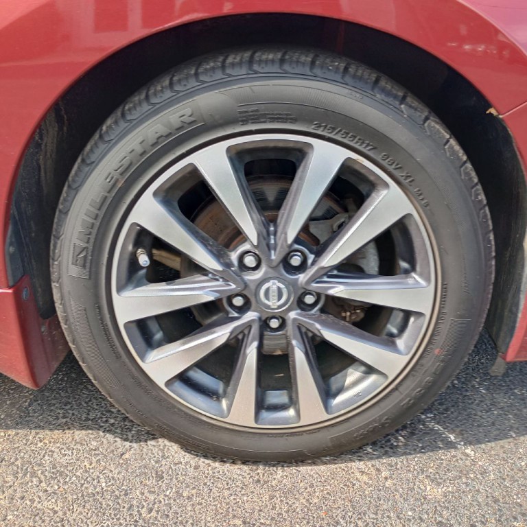 2017 Nissan Altima Image 23