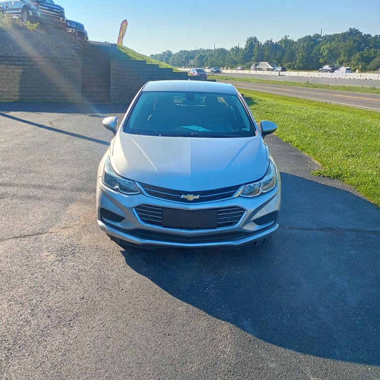 2017 Chevrolet Cruze Image 8