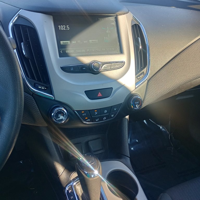 2017 Chevrolet Cruze Image 14