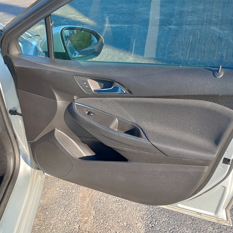 2017 Chevrolet Cruze Image 22