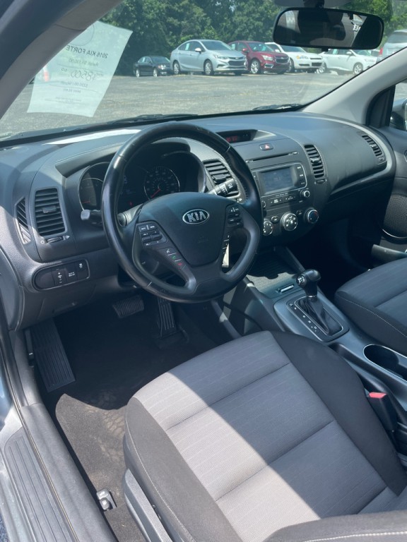 2016 Kia Forte Image 9