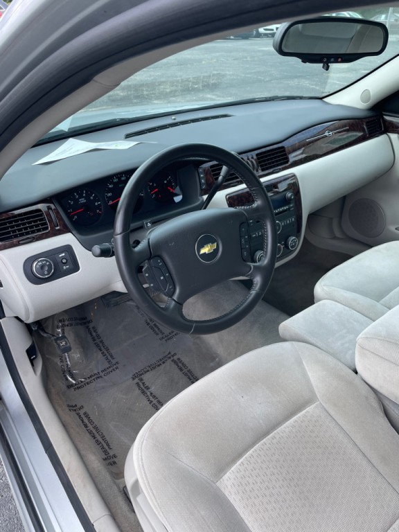 2013 Chevrolet Impala Image 9