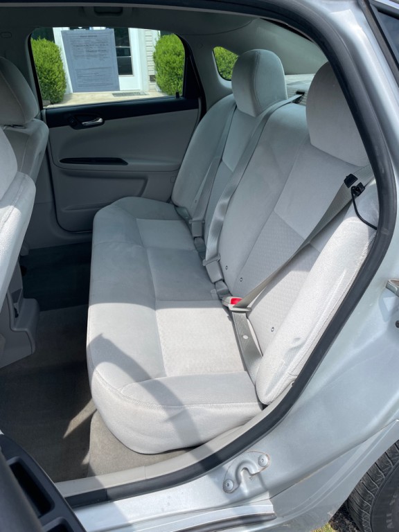 2013 Chevrolet Impala Image 16