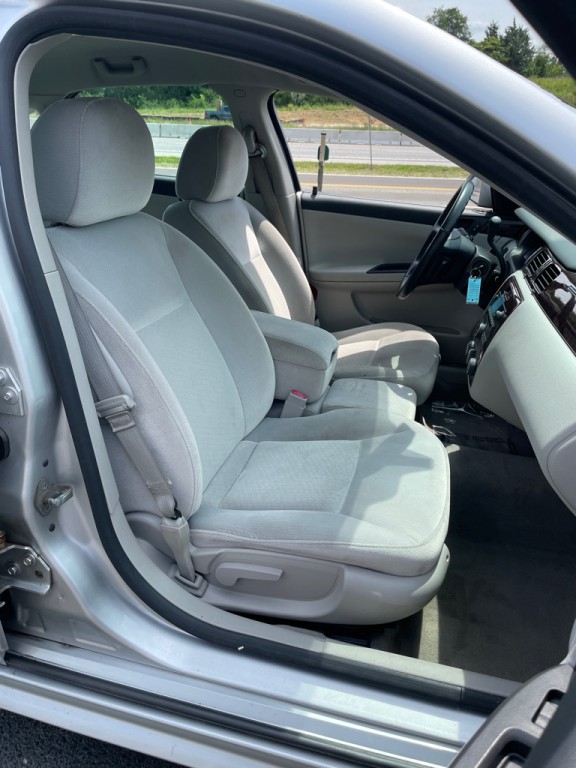 2013 Chevrolet Impala Image 22