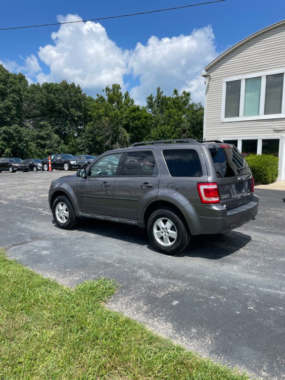 2010 Ford Escape Image 3