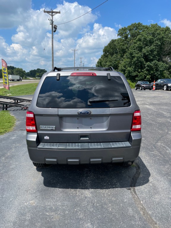 2010 Ford Escape Image 4