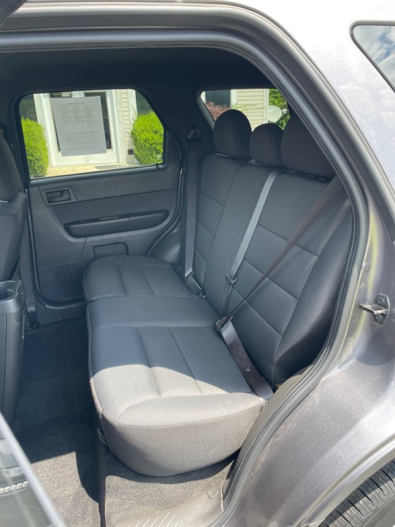 2010 Ford Escape Image 16