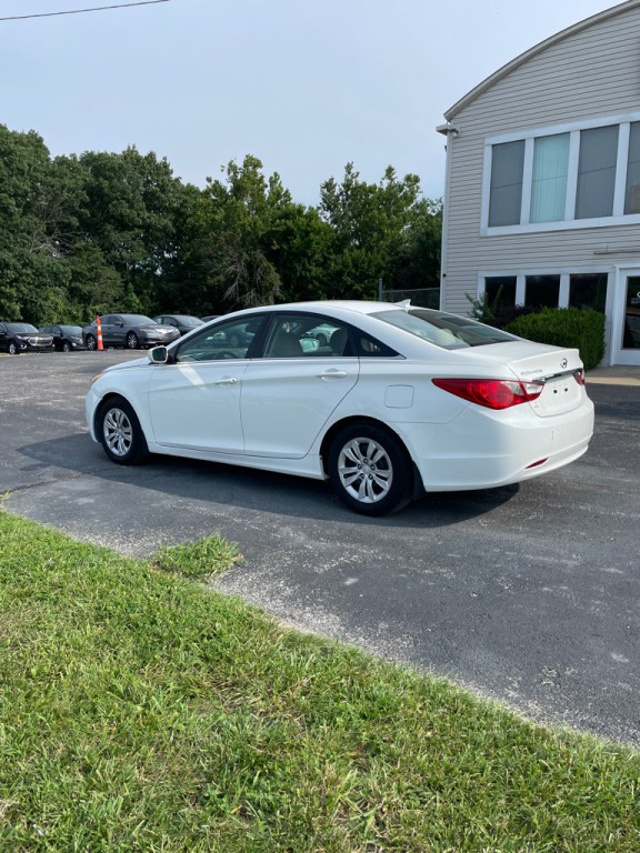 2013 Hyundai Sonata Image 3