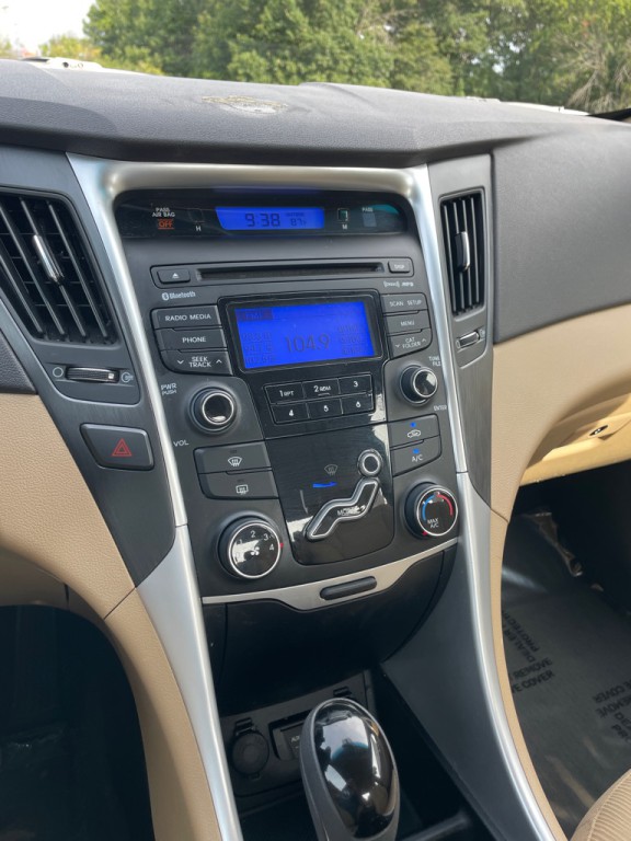 2013 Hyundai Sonata Image 13