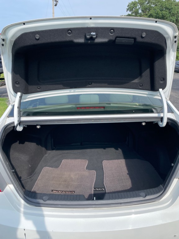 2013 Hyundai Sonata Image 17