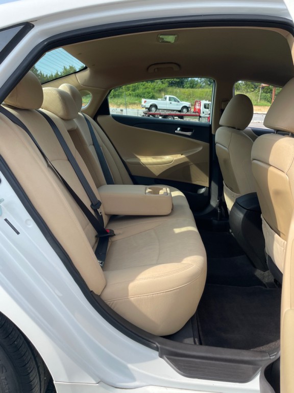 2013 Hyundai Sonata Image 19