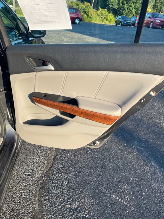 2012 Honda Accord Image 20