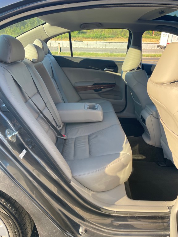 2012 Honda Accord Image 21