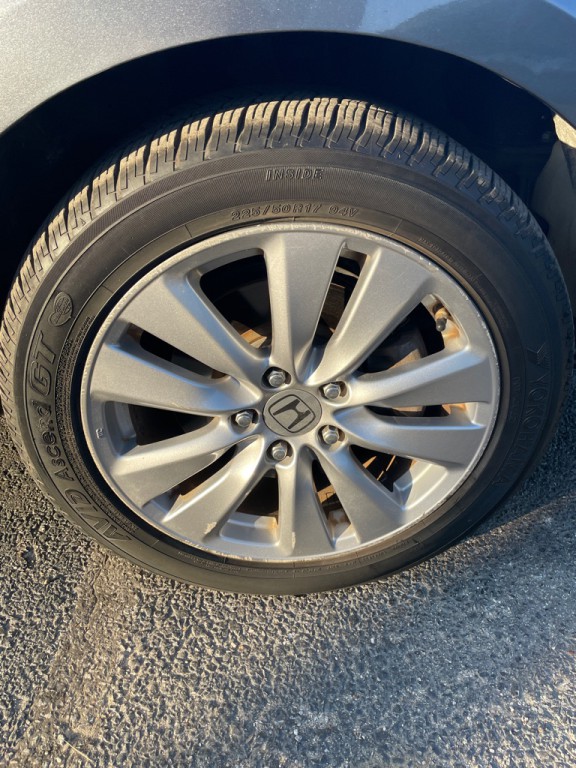 2012 Honda Accord Image 25