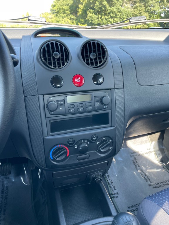 2008 Chevrolet Aveo Image 12