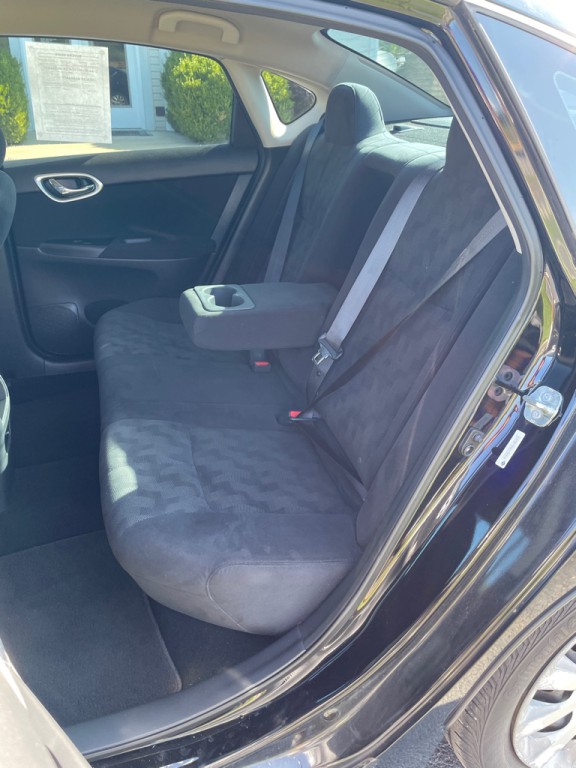 2013 Nissan Sentra Image 16