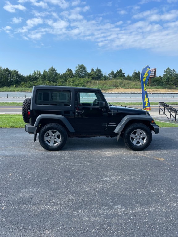 2012 Jeep Wrangler Image 6