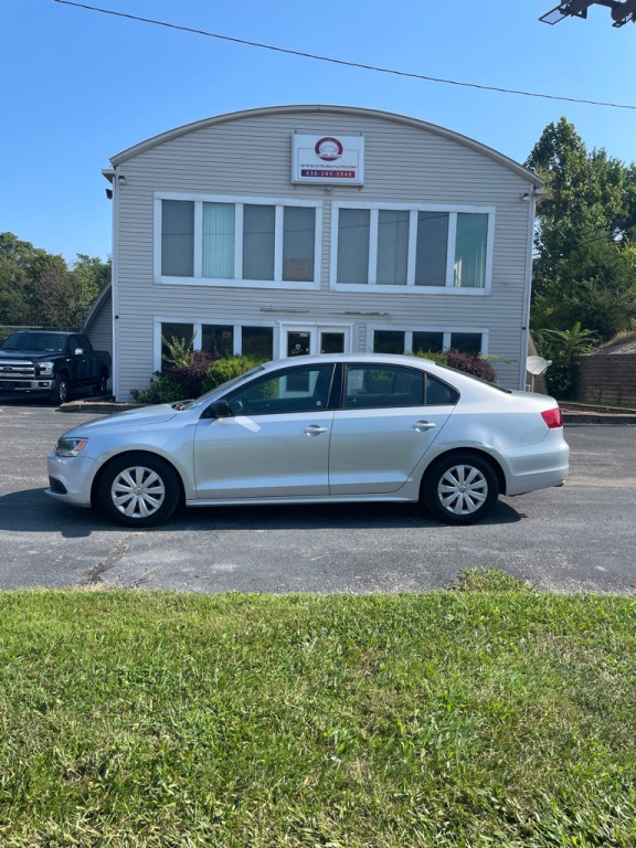 2014 Volkswagen Jetta Image 2