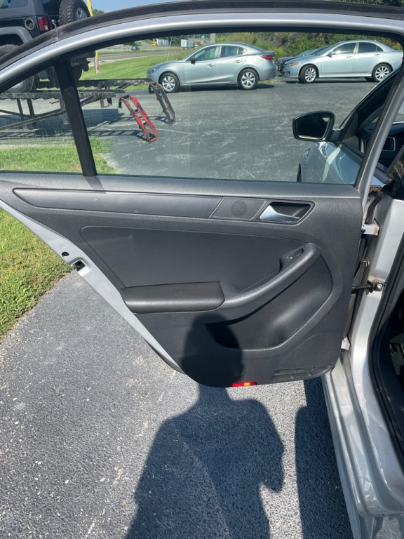 2014 Volkswagen Jetta Image 15