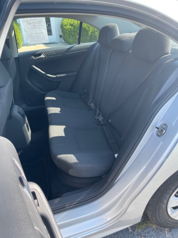 2014 Volkswagen Jetta Image 16