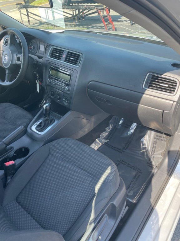 2014 Volkswagen Jetta Image 20