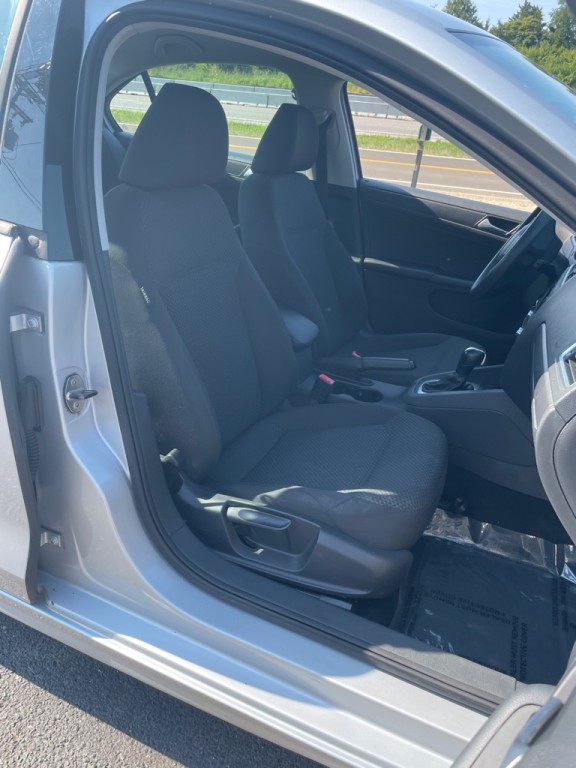 2014 Volkswagen Jetta Image 22